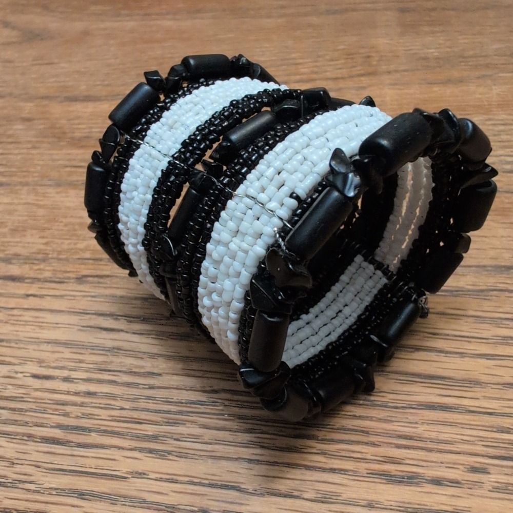 Black and White Beaded Multi Strand Memory‎ Wire Wrap Cuff Bracelet Boho Style